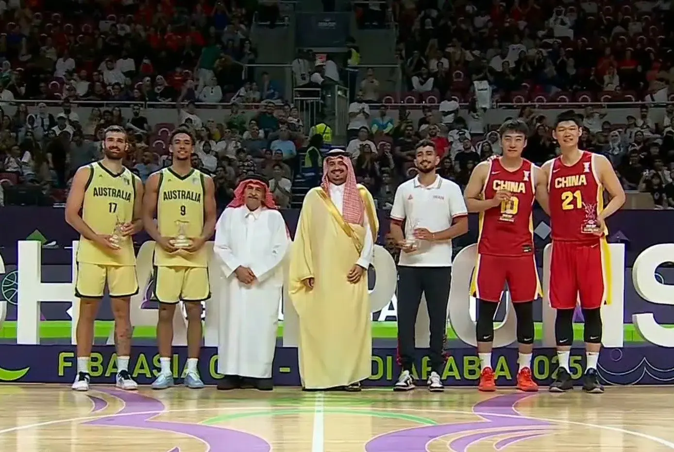 核心阿拉基, 冠军由澳大, 的成绩